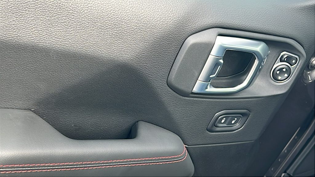 Thumbnail: 2026 Jeep Wrangler - 28