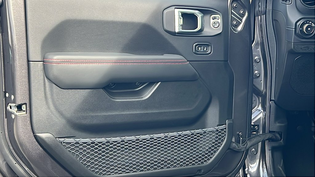 Thumbnail: 2026 Jeep Wrangler - 29