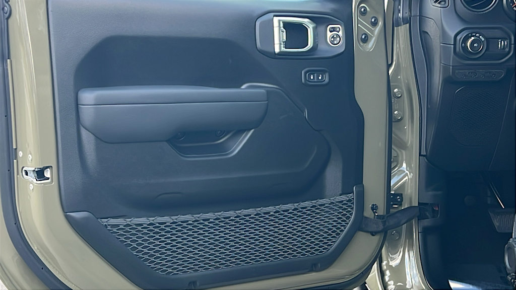 Thumbnail: 2026 Jeep Wrangler - 29
