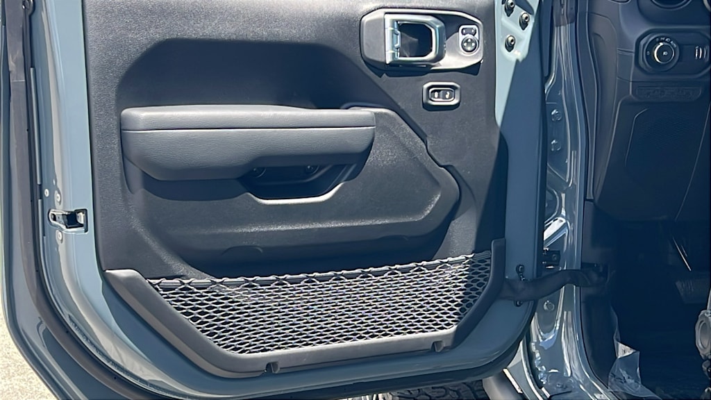 Thumbnail: 2026 Jeep Wrangler - 27