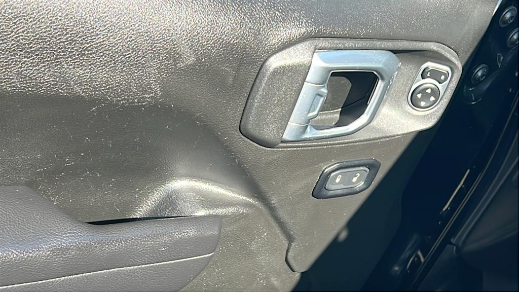 Thumbnail: 2024 Jeep Wrangler - 28