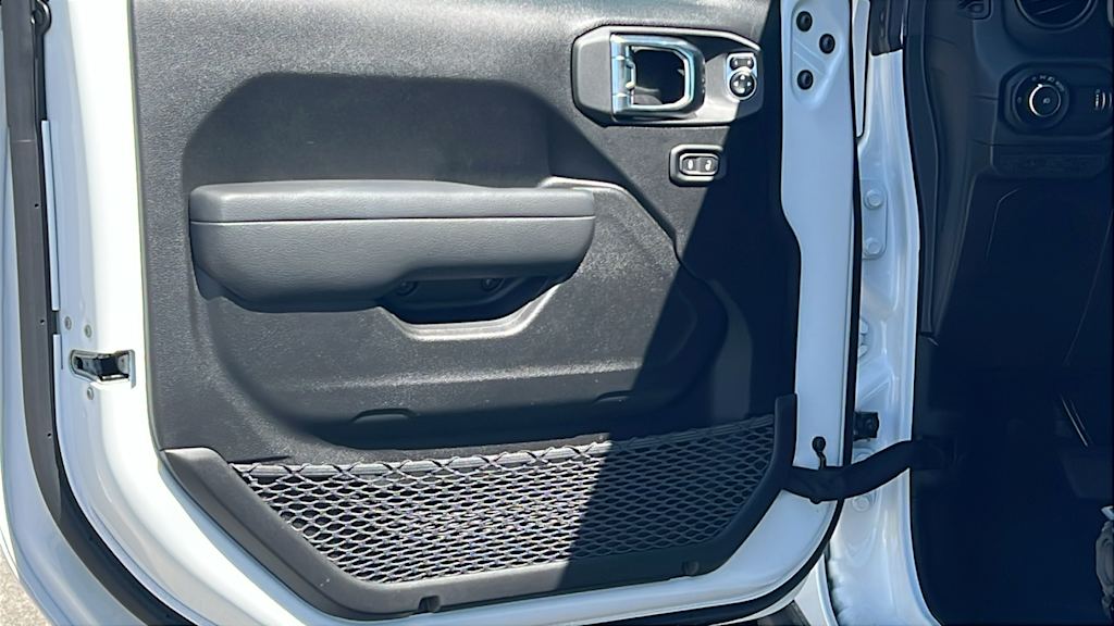 Thumbnail: 2026 Jeep Wrangler - 28