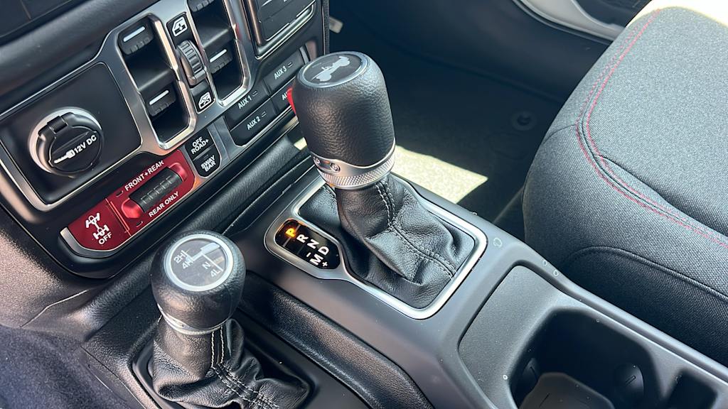 Thumbnail: 2026 Jeep Wrangler - 15