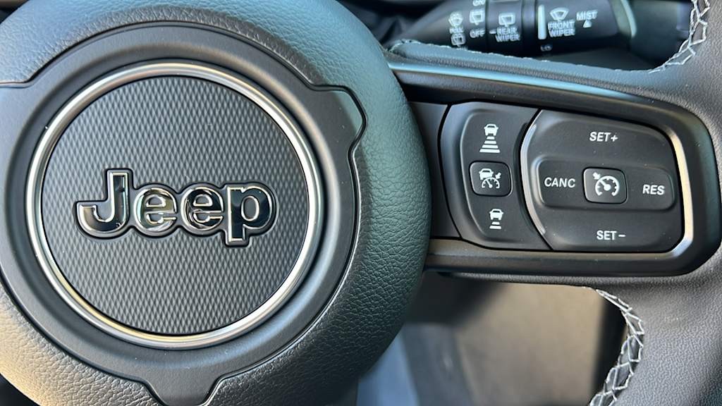Thumbnail: 2026 Jeep Wrangler - 26