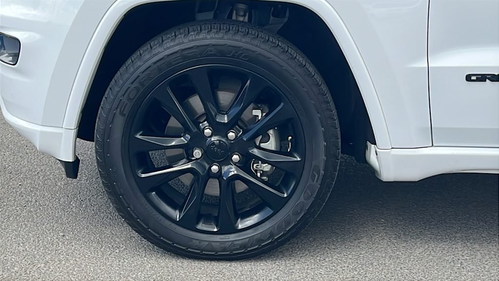 Thumbnail: 2022 Jeep Grand Cherokee - 8