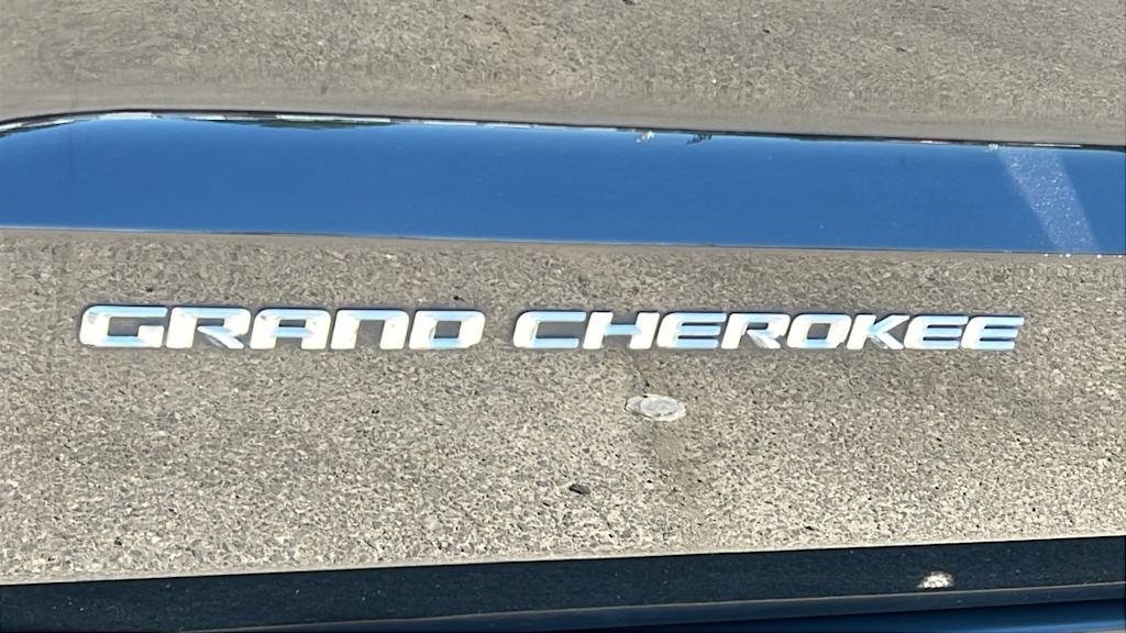 Thumbnail: 2016 Jeep Grand Cherokee - 7