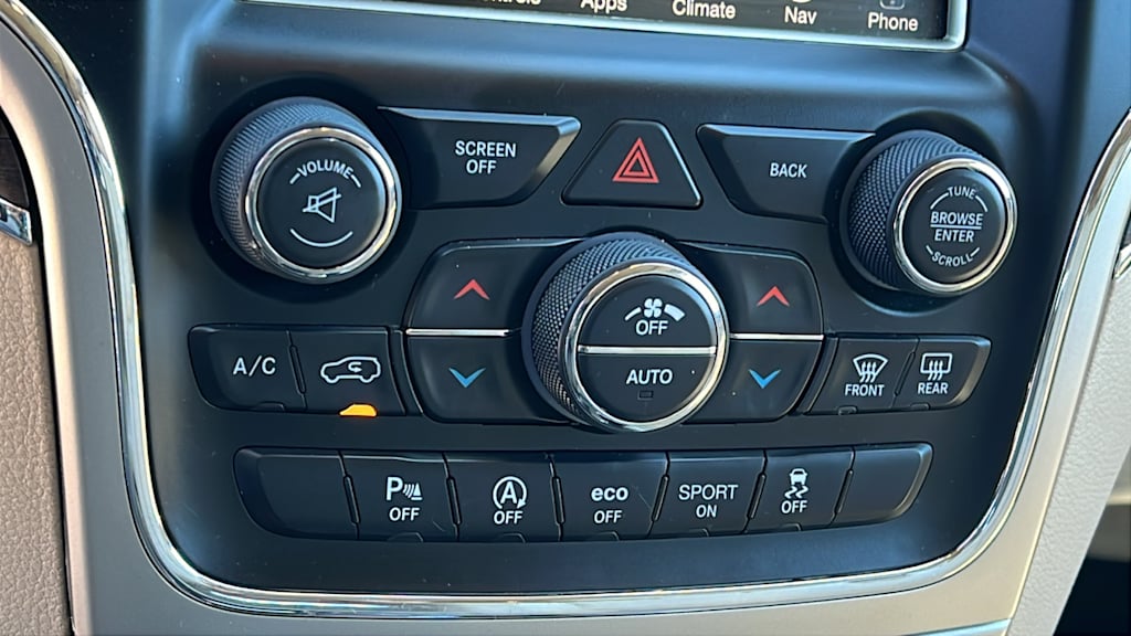 Thumbnail: 2016 Jeep Grand Cherokee - 22