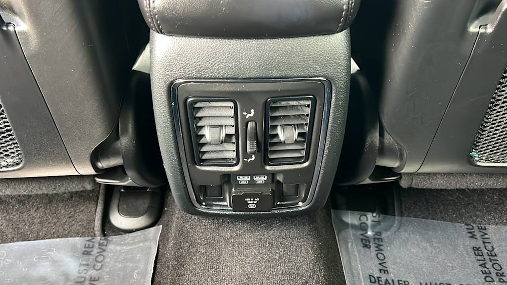 Thumbnail: 2022 Jeep Grand Cherokee - 29