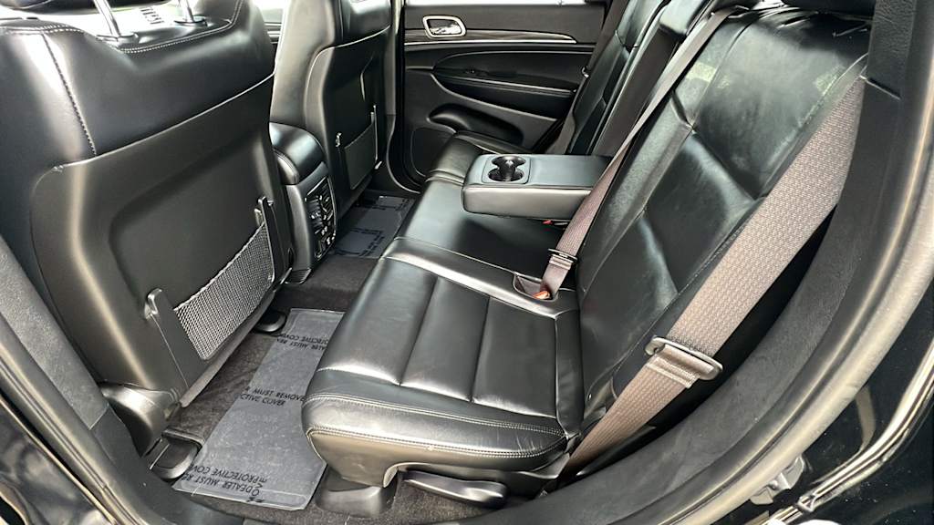 Thumbnail: 2022 Jeep Grand Cherokee - 12