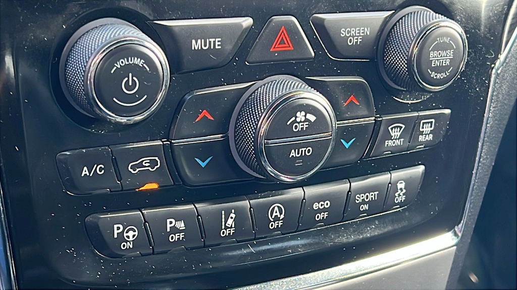 Thumbnail: 2021 Jeep Grand Cherokee - 22