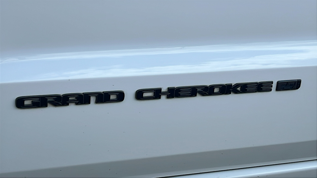 Thumbnail: 2021 Jeep Grand Cherokee - 7