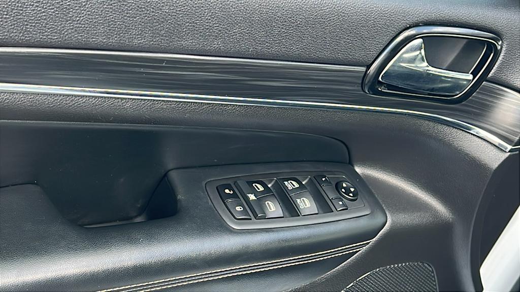 Thumbnail: 2021 Jeep Grand Cherokee - 27