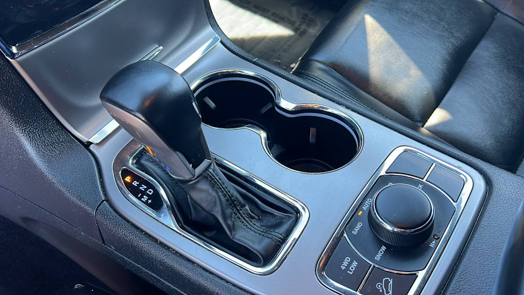 Thumbnail: 2022 Jeep Grand Cherokee - 14