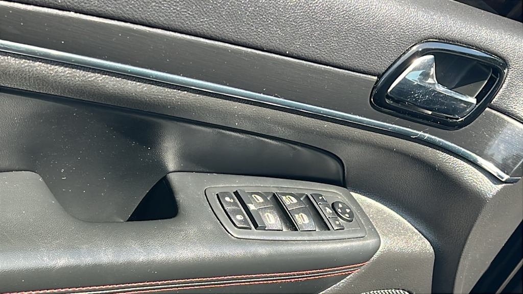 Thumbnail: 2020 Jeep Grand Cherokee - 26