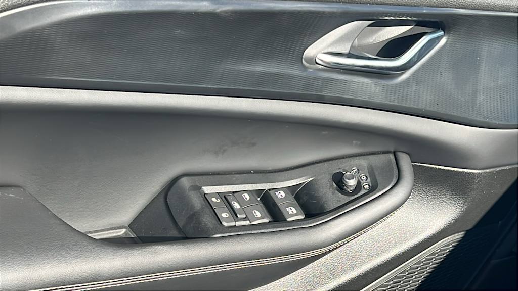 Thumbnail: 2026 Jeep Grand Cherokee - 28