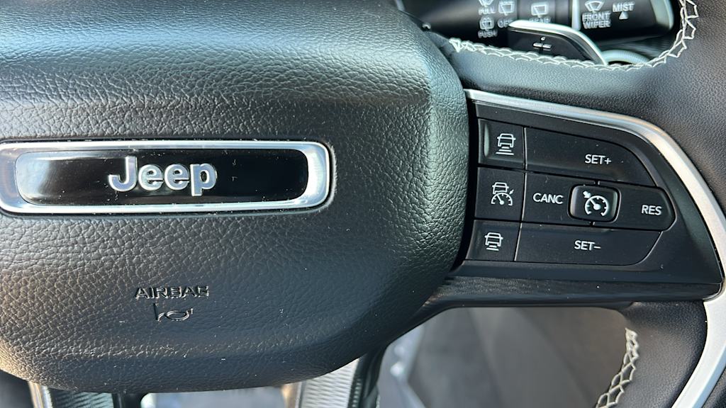 Thumbnail: 2025 Jeep Grand Cherokee - 26