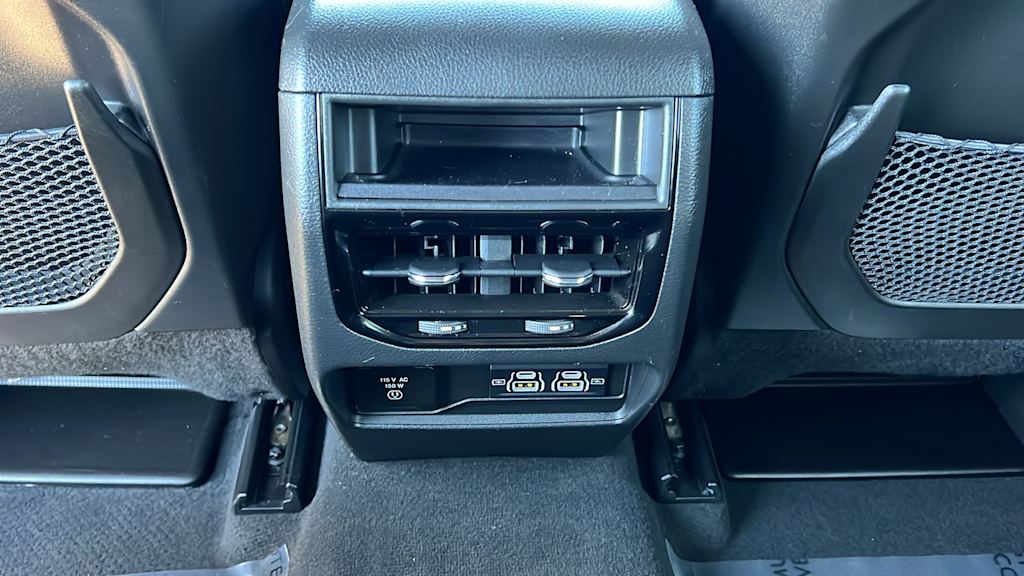 Thumbnail: 2024 Jeep Grand Cherokee - 28