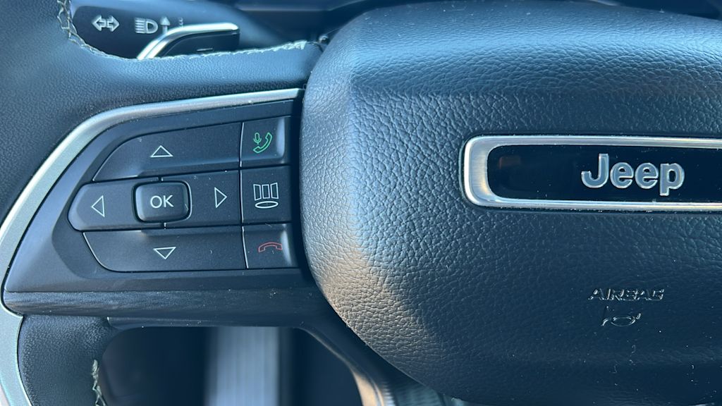 Thumbnail: 2024 Jeep Grand Cherokee - 24