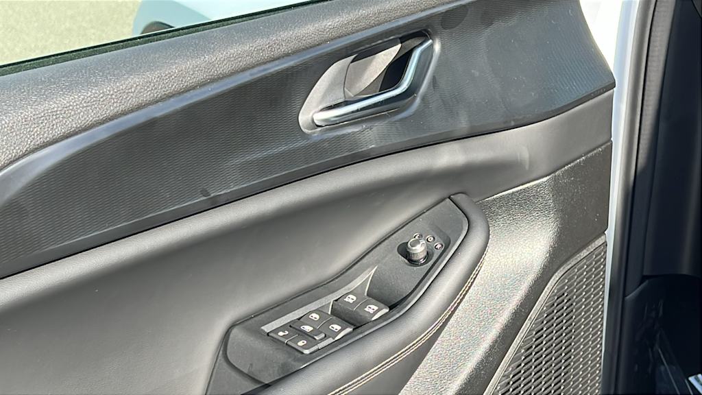 Thumbnail: 2026 Jeep Grand Cherokee - 28