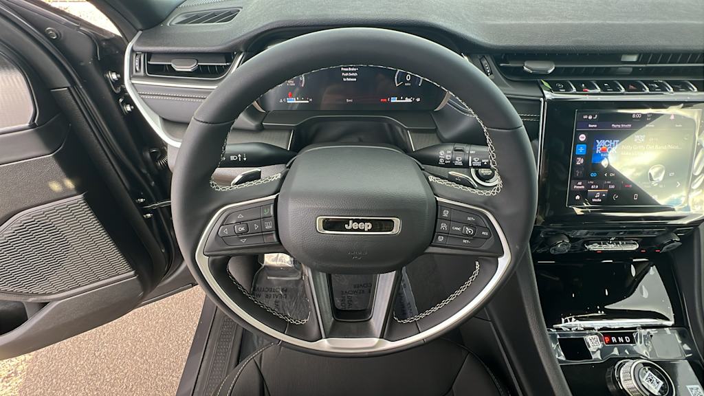 Thumbnail: 2026 Jeep Grand Cherokee - 13
