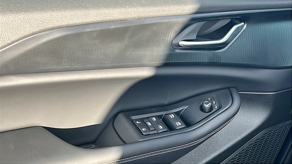 Thumbnail: 2026 Jeep Grand Cherokee - 27