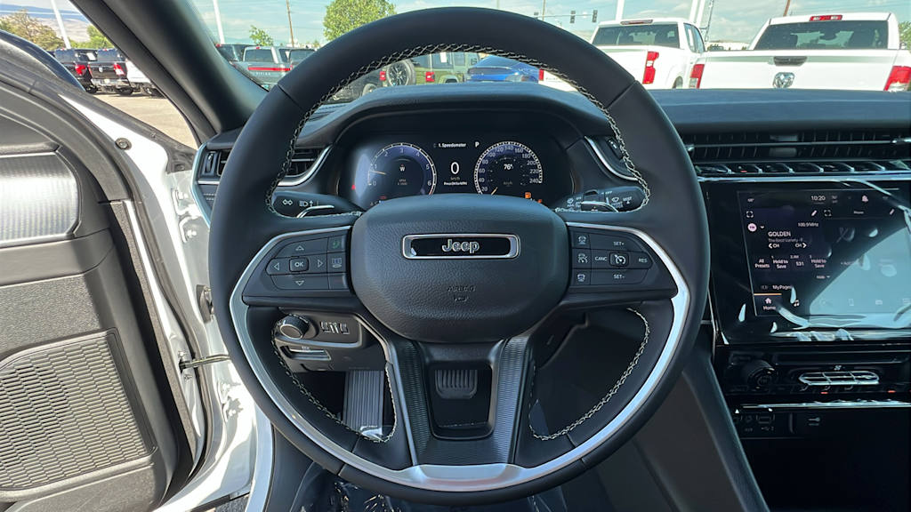 Thumbnail: 2026 Jeep Grand Cherokee - 9