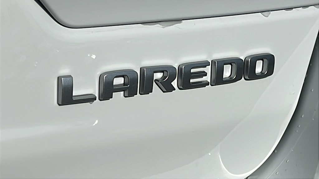 Thumbnail: 2026 Jeep Grand Cherokee - 7