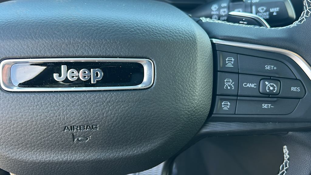 Thumbnail: 2026 Jeep Grand Cherokee - 26