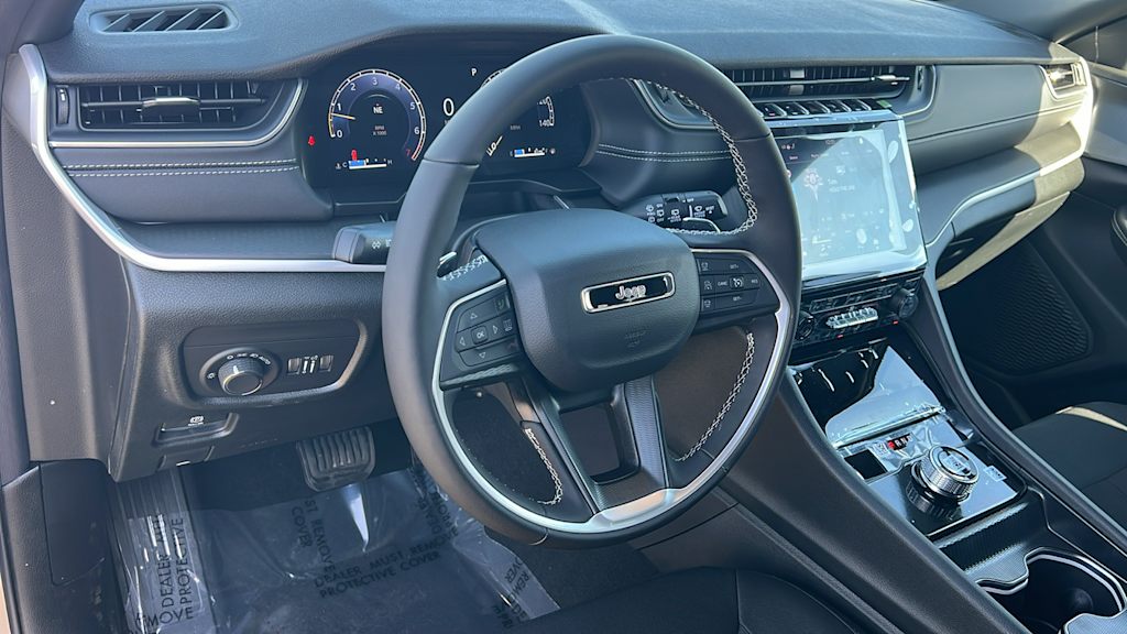 Thumbnail: 2026 Jeep Grand Cherokee - 2