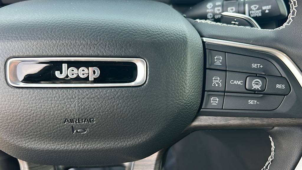 Thumbnail: 2026 Jeep Grand Cherokee - 26