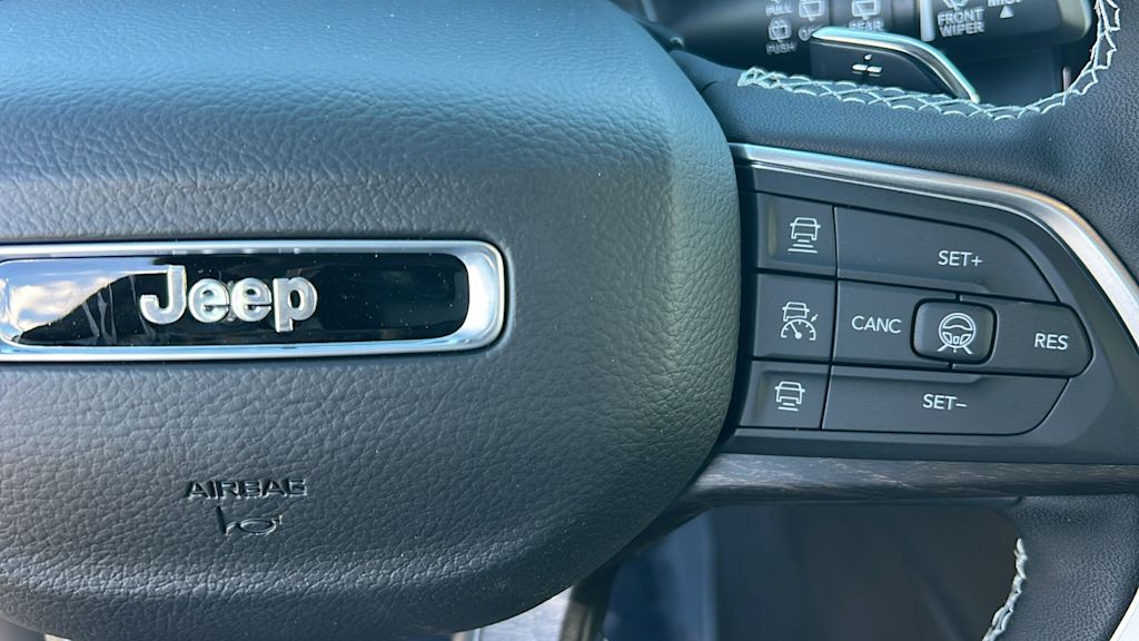 Thumbnail: 2026 Jeep Grand Cherokee - 26