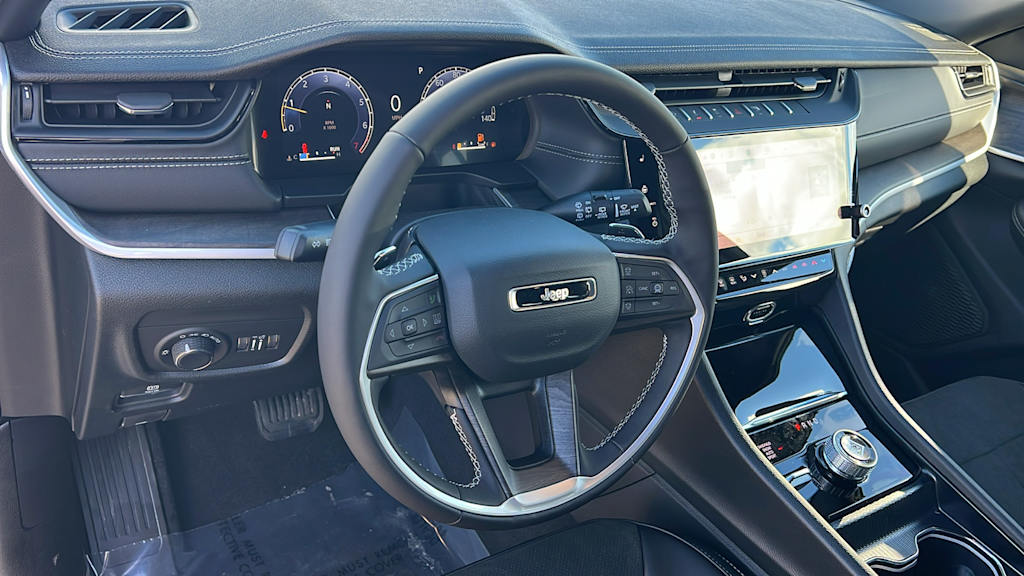 Thumbnail: 2026 Jeep Grand Cherokee - 2