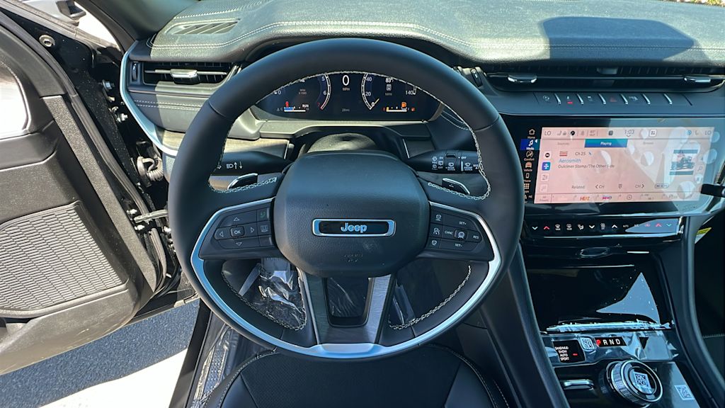2026 Jeep Grand Cherokee Laredo - Photo 8