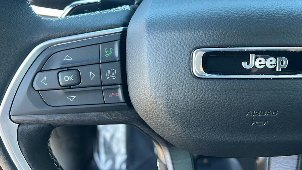 Thumbnail: 2026 Jeep Grand Cherokee - 24