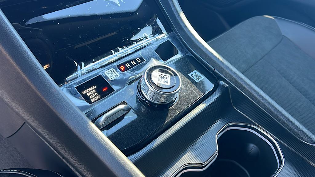 Thumbnail: 2026 Jeep Grand Cherokee - 15