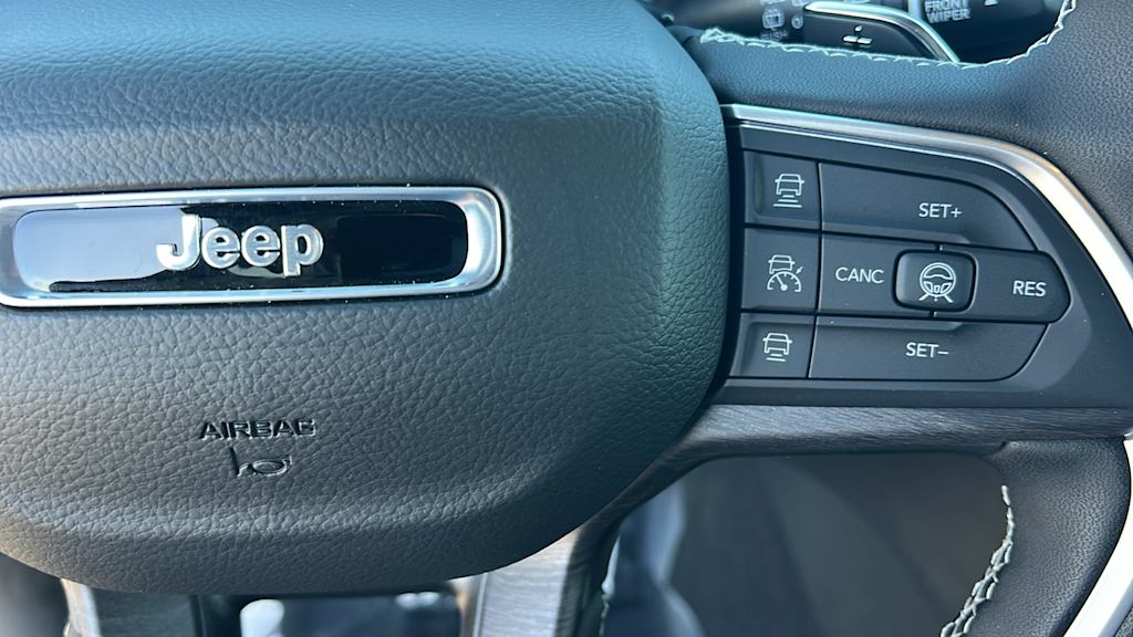 Thumbnail: 2026 Jeep Grand Cherokee - 25