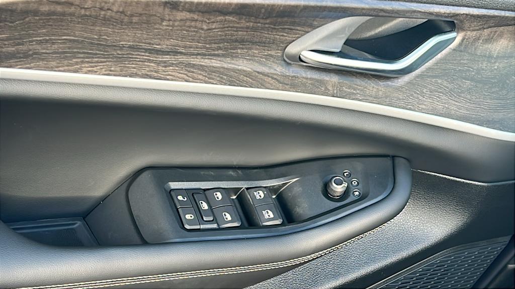 Thumbnail: 2026 Jeep Grand Cherokee - 27