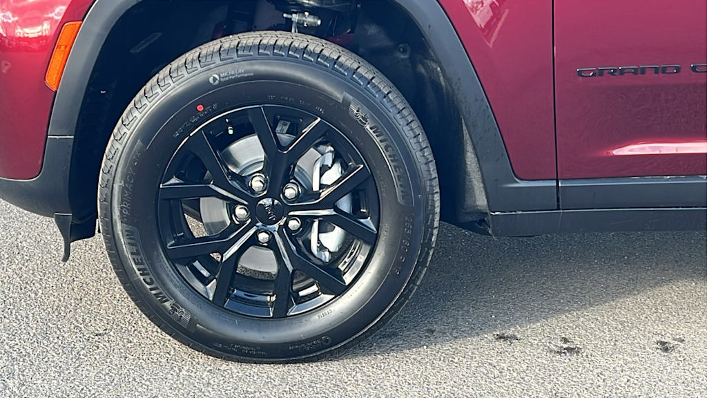 Thumbnail: 2026 Jeep Grand Cherokee - 7