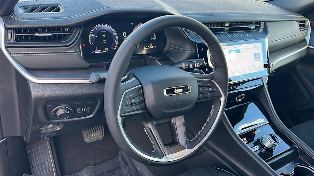 Thumbnail: 2026 Jeep Grand Cherokee - 2