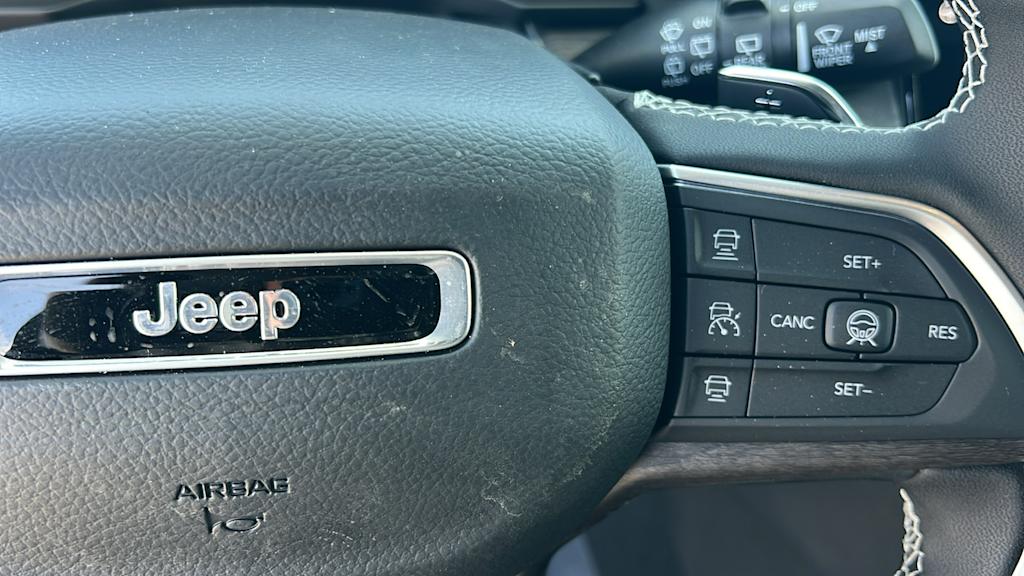 Thumbnail: 2026 Jeep Grand Cherokee - 26