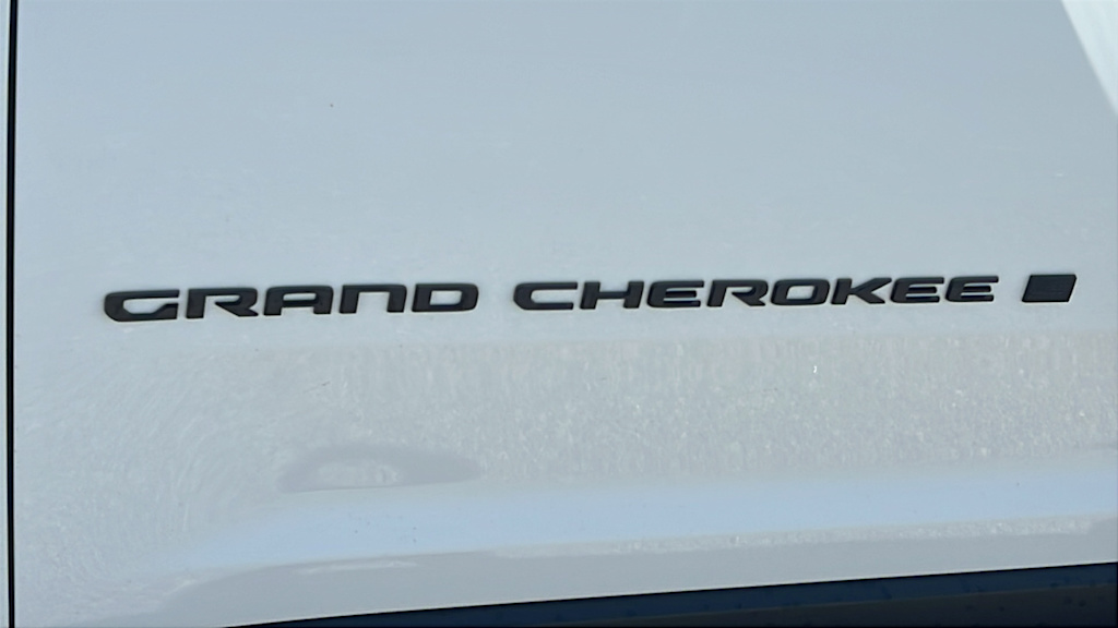 Thumbnail: 2026 Jeep Grand Cherokee - 30