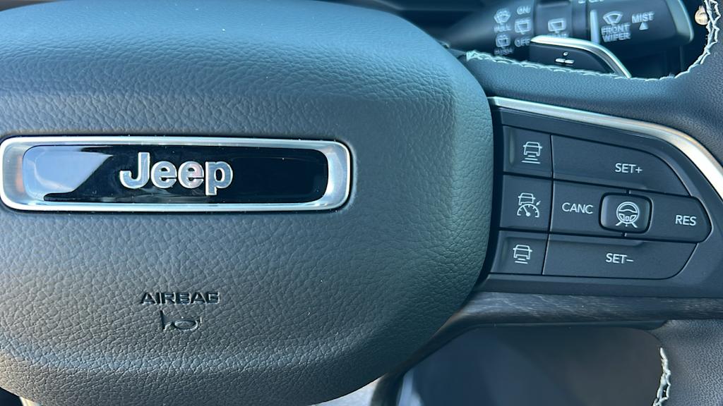 Thumbnail: 2026 Jeep Grand Cherokee - 25