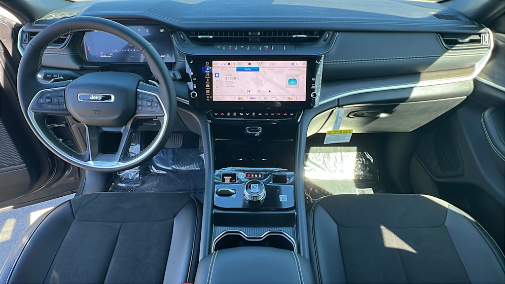 Thumbnail: 2026 Jeep Grand Cherokee - 13