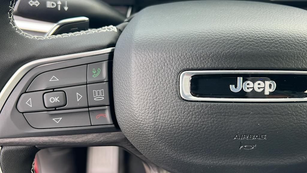 Thumbnail: 2025 Jeep Grand Cherokee - 25