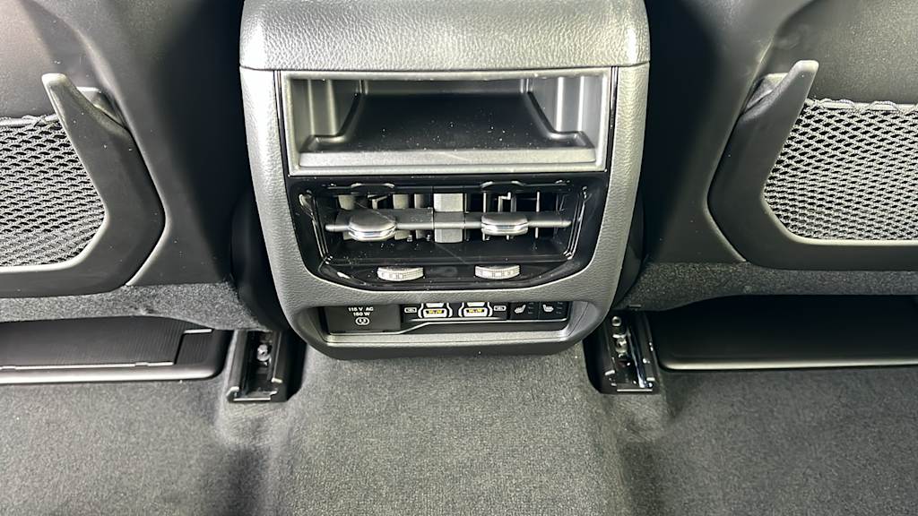 Thumbnail: 2025 Jeep Grand Cherokee - 30