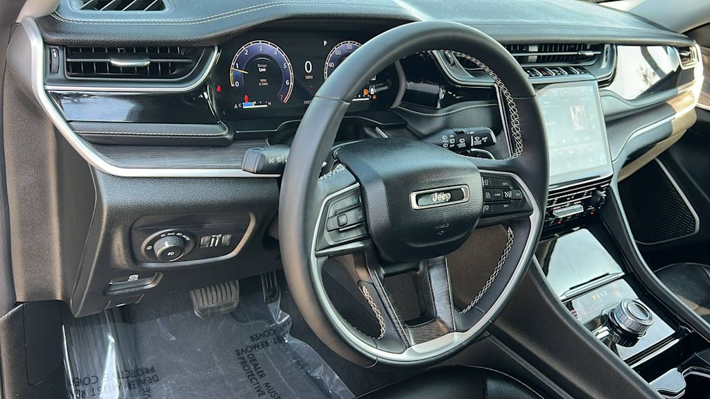 Thumbnail: 2023 Jeep Grand Cherokee - 2