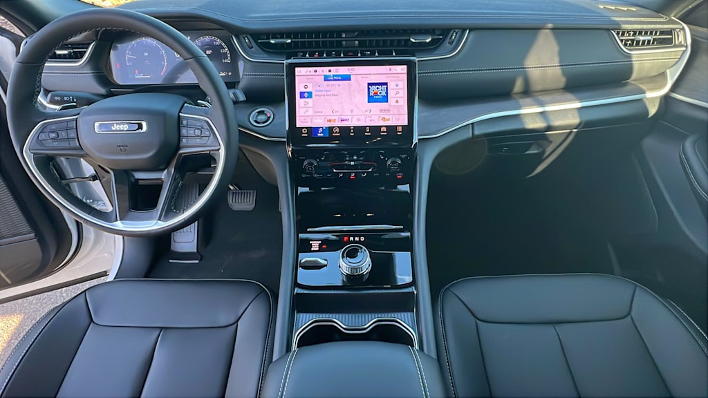 Thumbnail: 2025 Jeep Grand Cherokee - 13