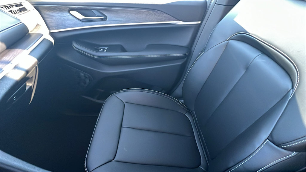 Thumbnail: 2025 Jeep Grand Cherokee - 11