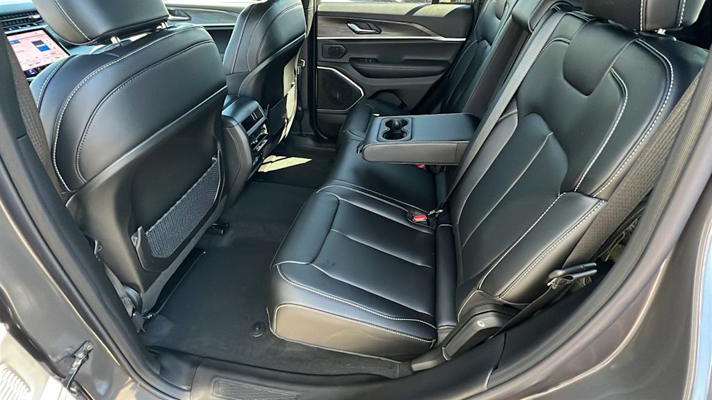 Thumbnail: 2025 Jeep Grand Cherokee - 12