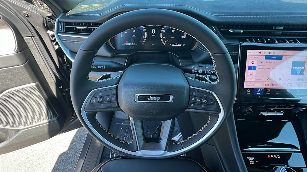 Thumbnail: 2025 Jeep Grand Cherokee - 9